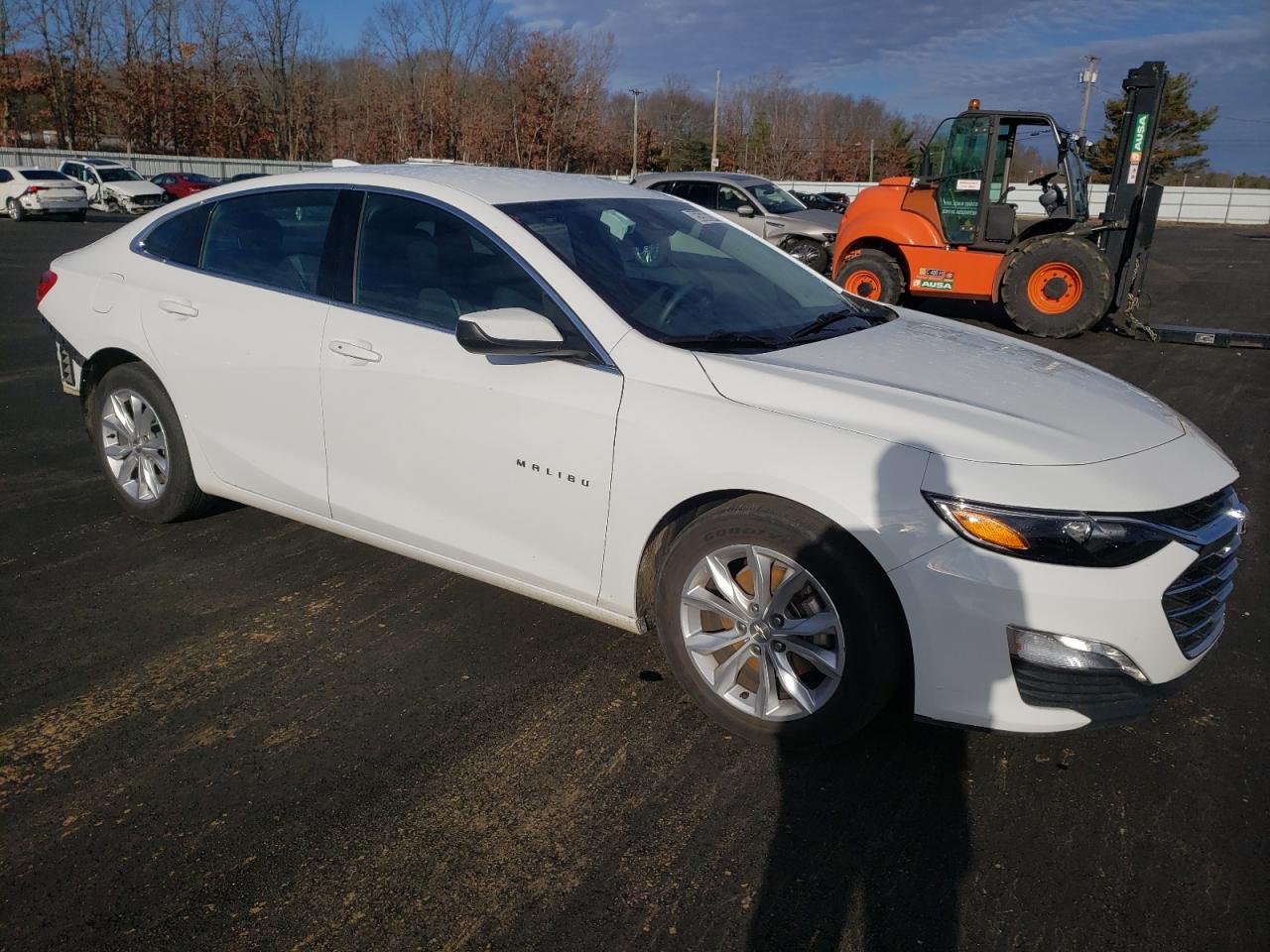 VIN 1G1ZD5ST9PF140094 2023 CHEVROLET MALIBU no.4