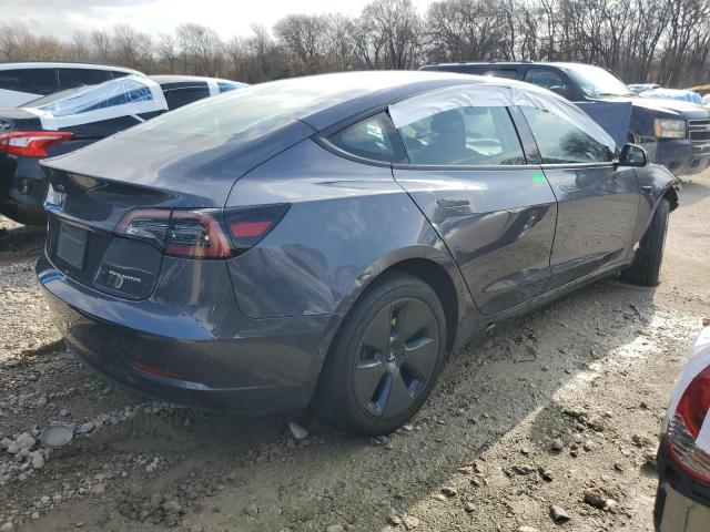  TESLA MODEL 3 2023 Srebrny