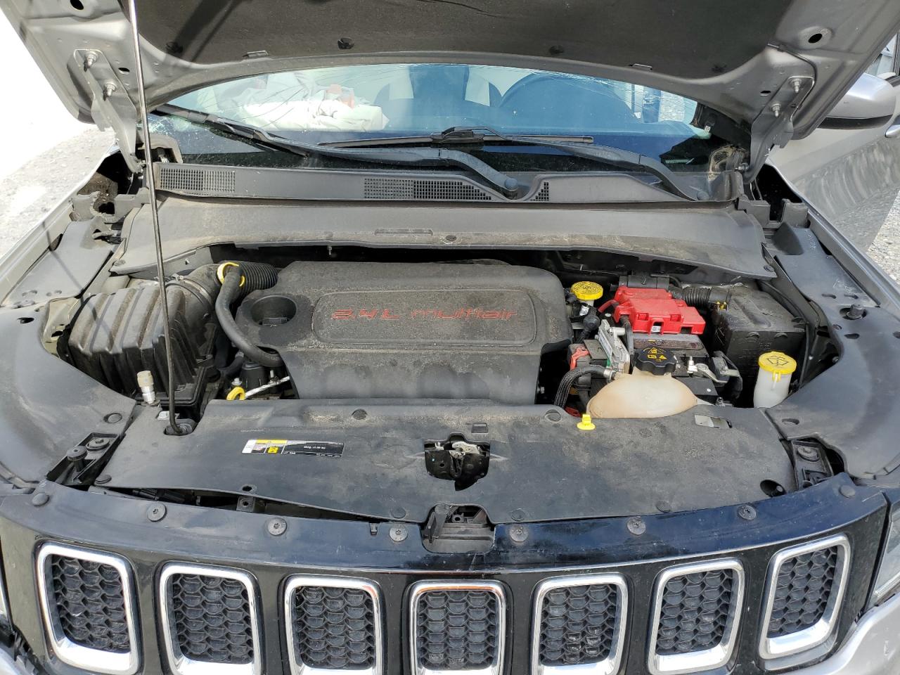 VIN 3C4NJCBB4KT843692 2019 JEEP COMPASS no.12