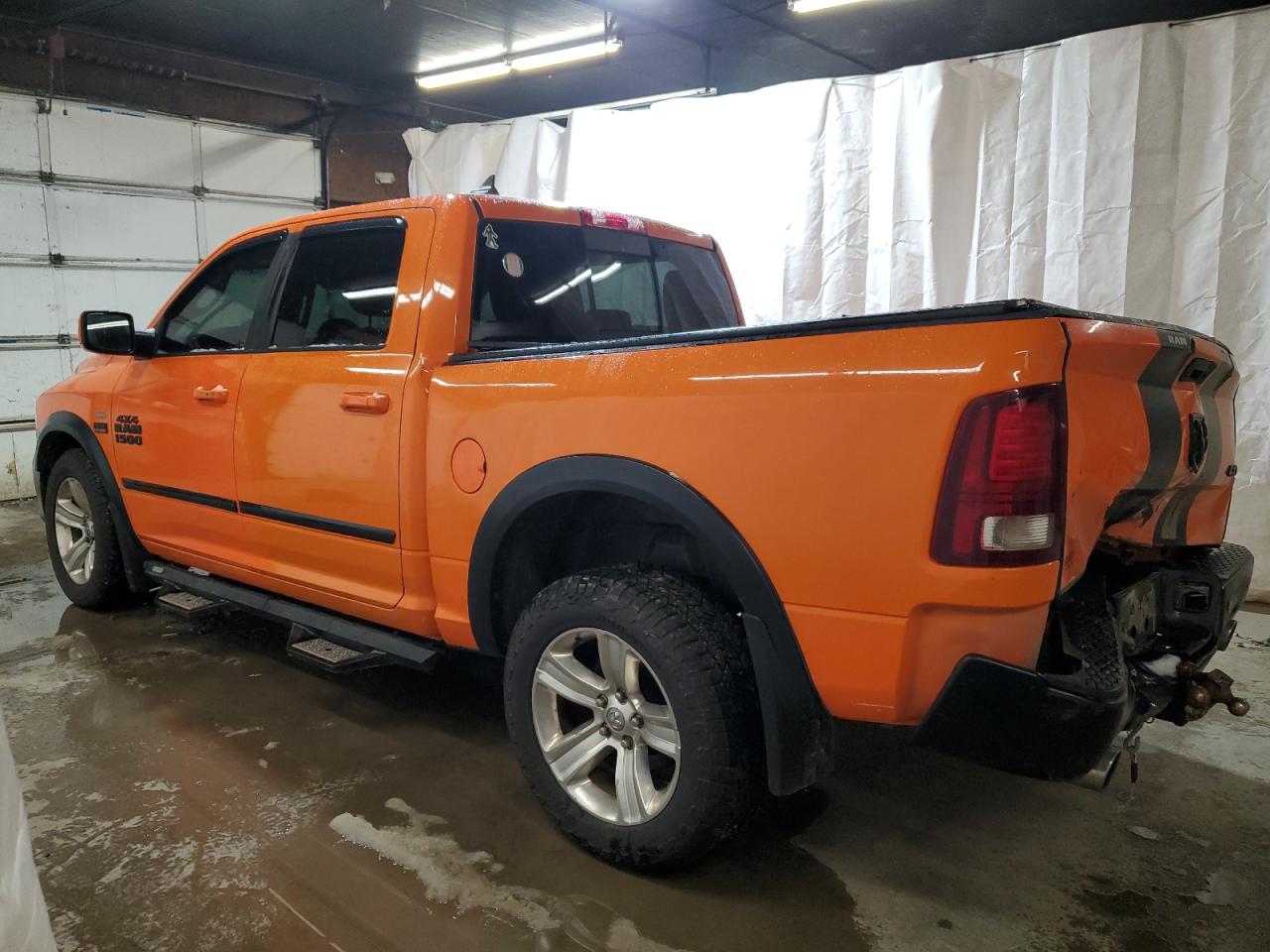 VIN 1C6RR7MT7FS684401 2015 RAM 1500 no.2