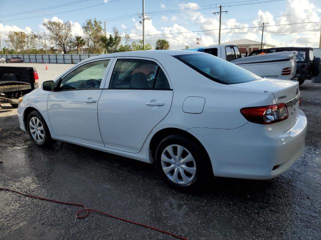  TOYOTA COROLLA 2013 Biały