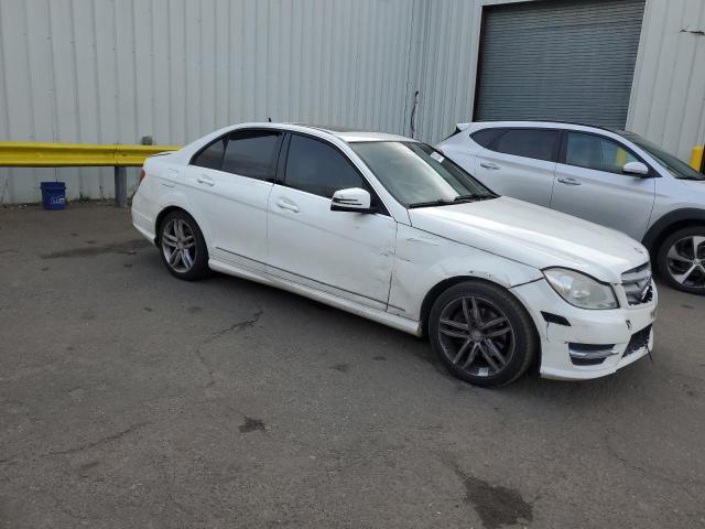  MERCEDES-BENZ C-CLASS 2013 Biały