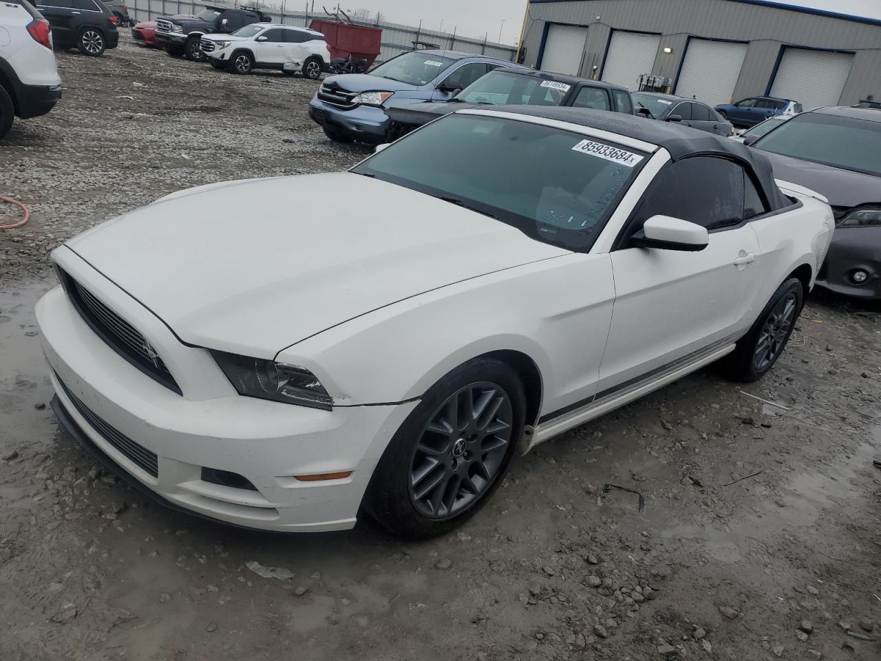 2013 Ford Mustang for Sale in Cahokia Heights, IL - Side