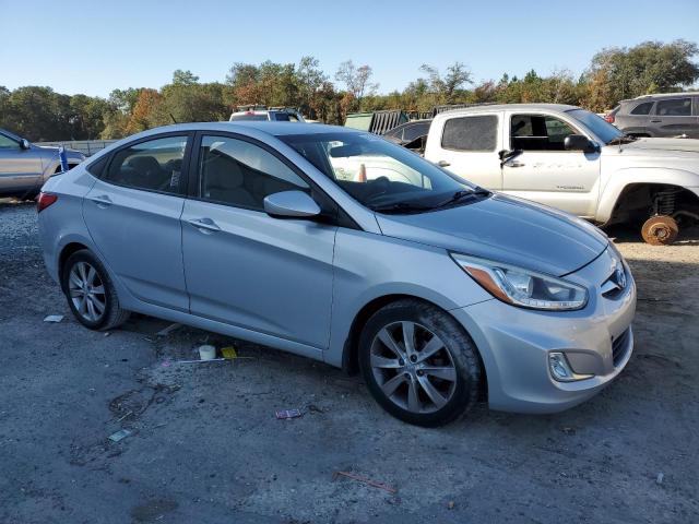  HYUNDAI ACCENT 2014 Srebrny