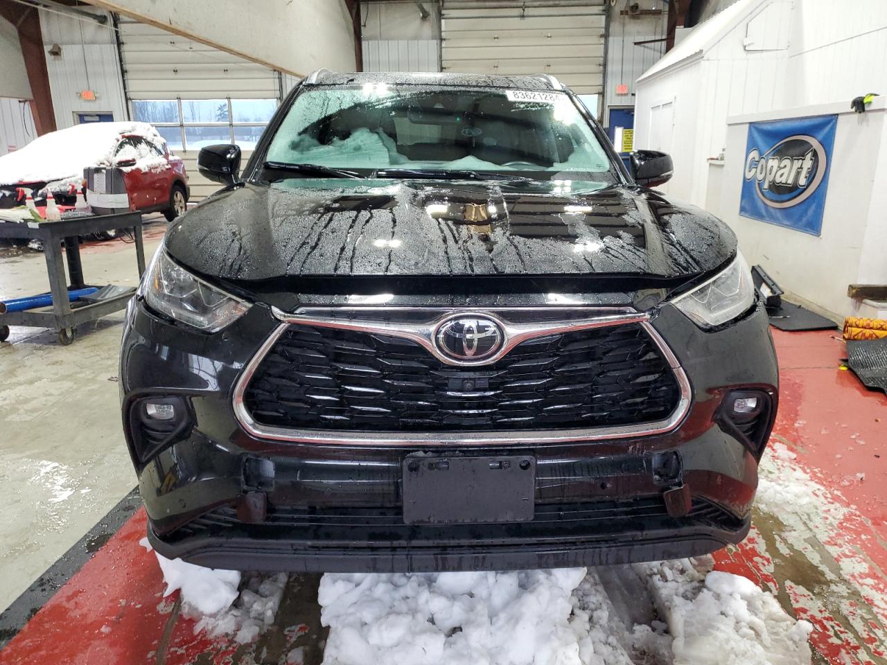 2021 Toyota Highlander - Image 5