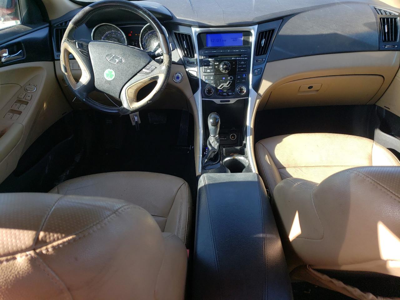 2011 Hyundai Sonata - Image 8