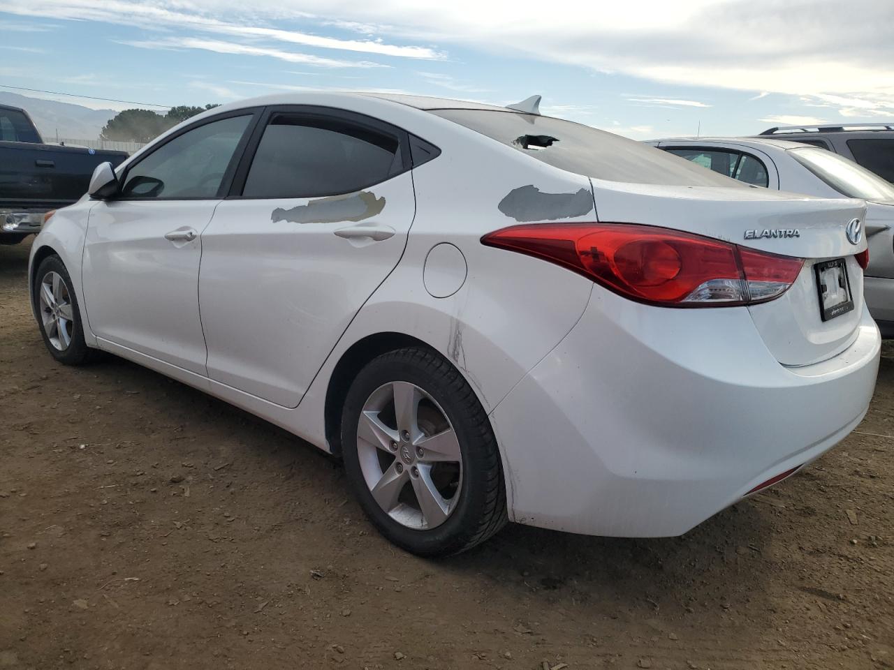 VIN 5NPDH4AE6DH307385 2013 HYUNDAI ELANTRA no.2