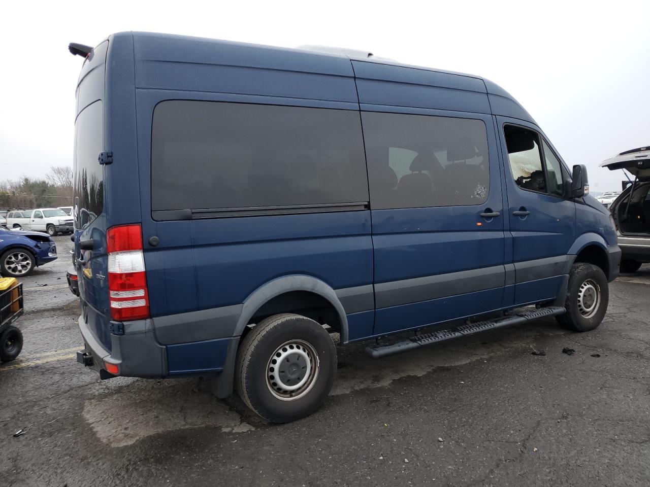 VIN WDZFE7CD6JP610738 2018 MERCEDES-BENZ SPRINTER no.3