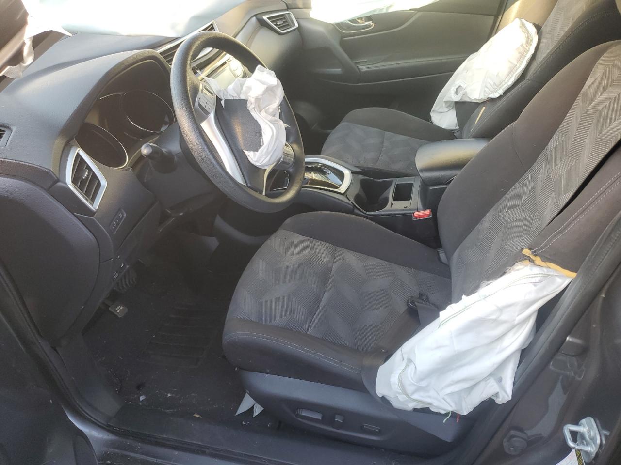 2016 Nissan Rogue - Image 7