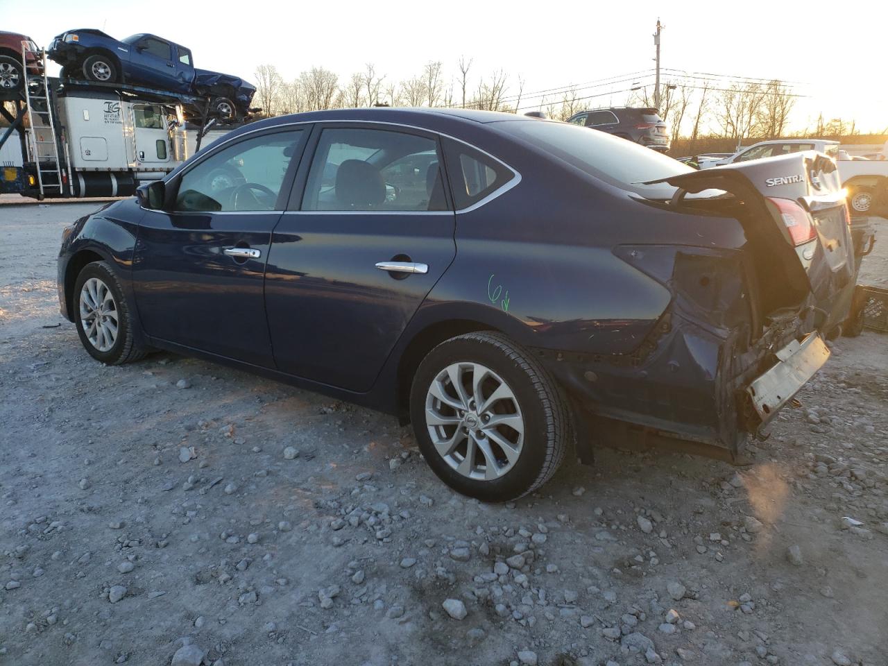 VIN 3N1AB7AP8JY301600 2018 NISSAN SENTRA no.2