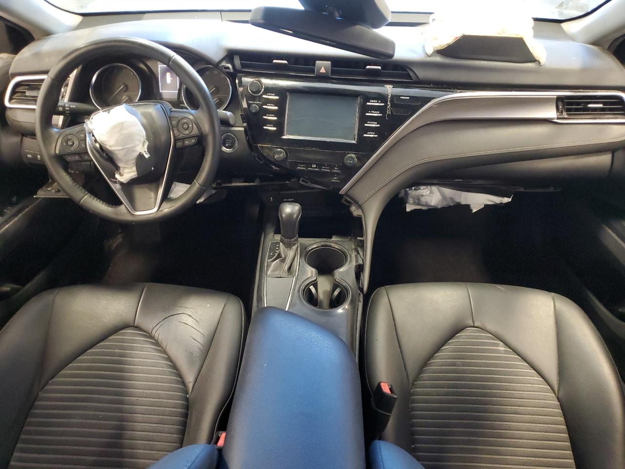 2018 Toyota Camry - Image 8