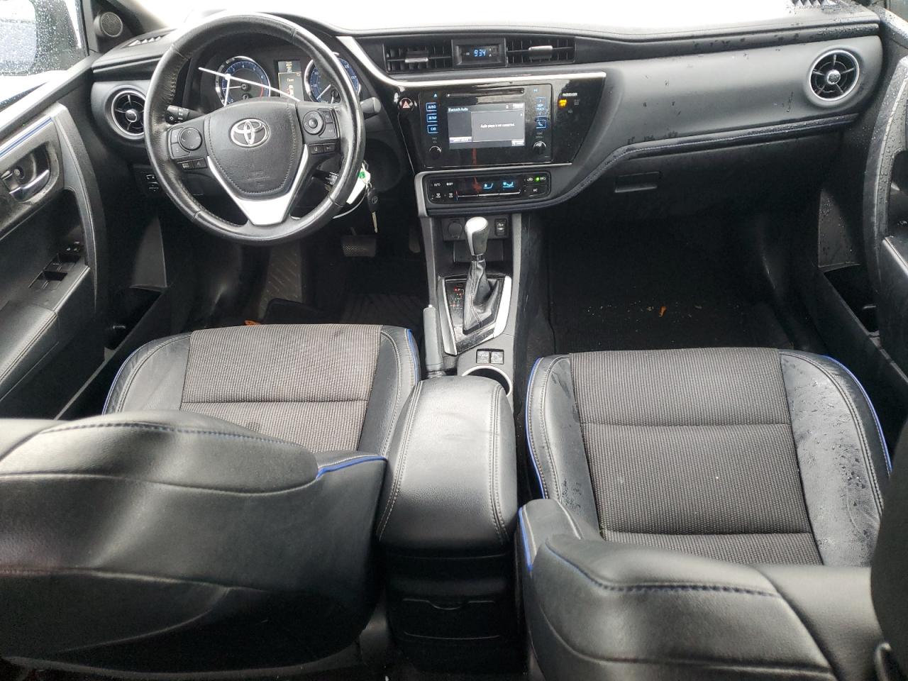 2017 Toyota Corolla - Image 8