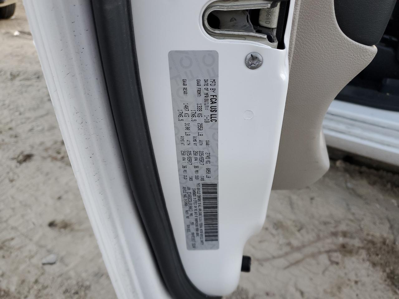 2018 Dodge Caravan - Image 13