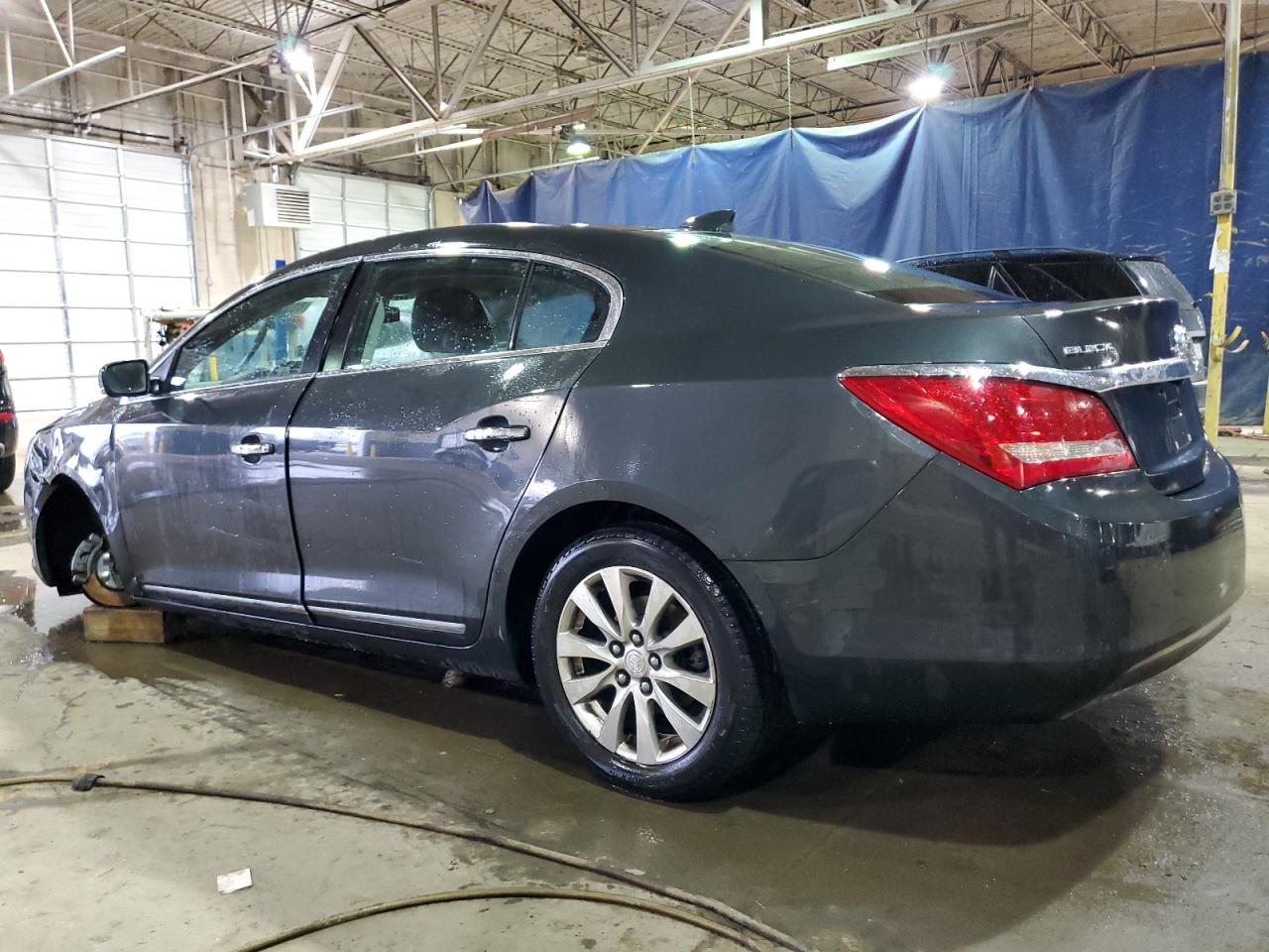 VIN 1G4GB5GR4FF288679 2015 BUICK LACROSSE no.2