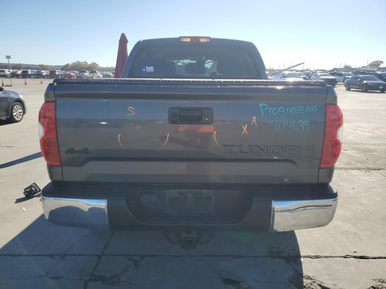 VIN 5TFDW5F1XJX699577 2018 TOYOTA TUNDRA no.6