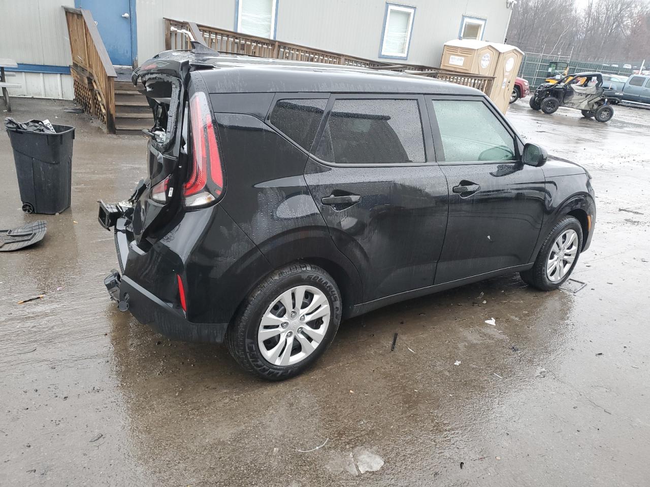 VIN KNDJ23AU4P7843508 2023 KIA SOUL no.3