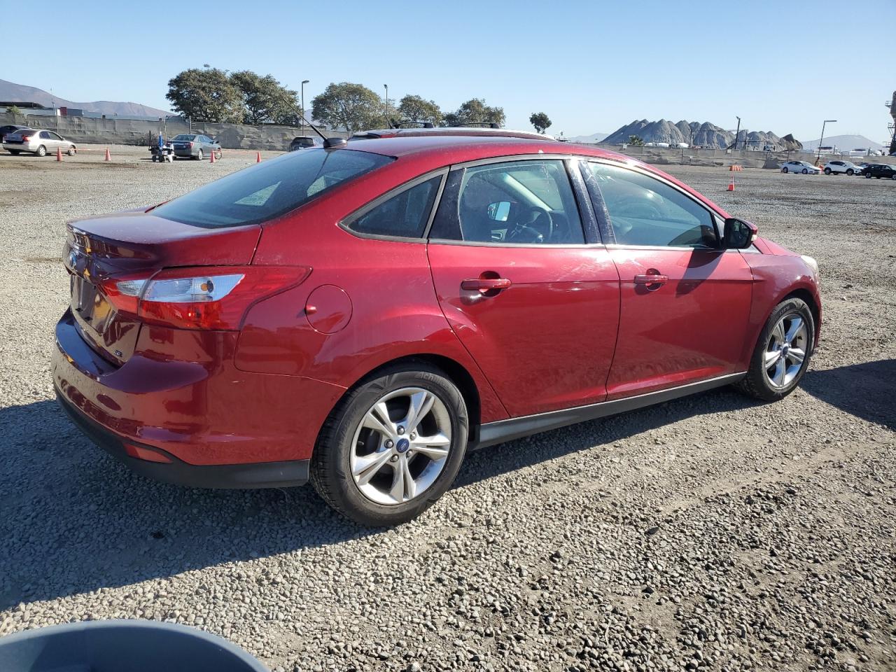 VIN 1FADP3F26EL366421 2014 FORD FOCUS no.3