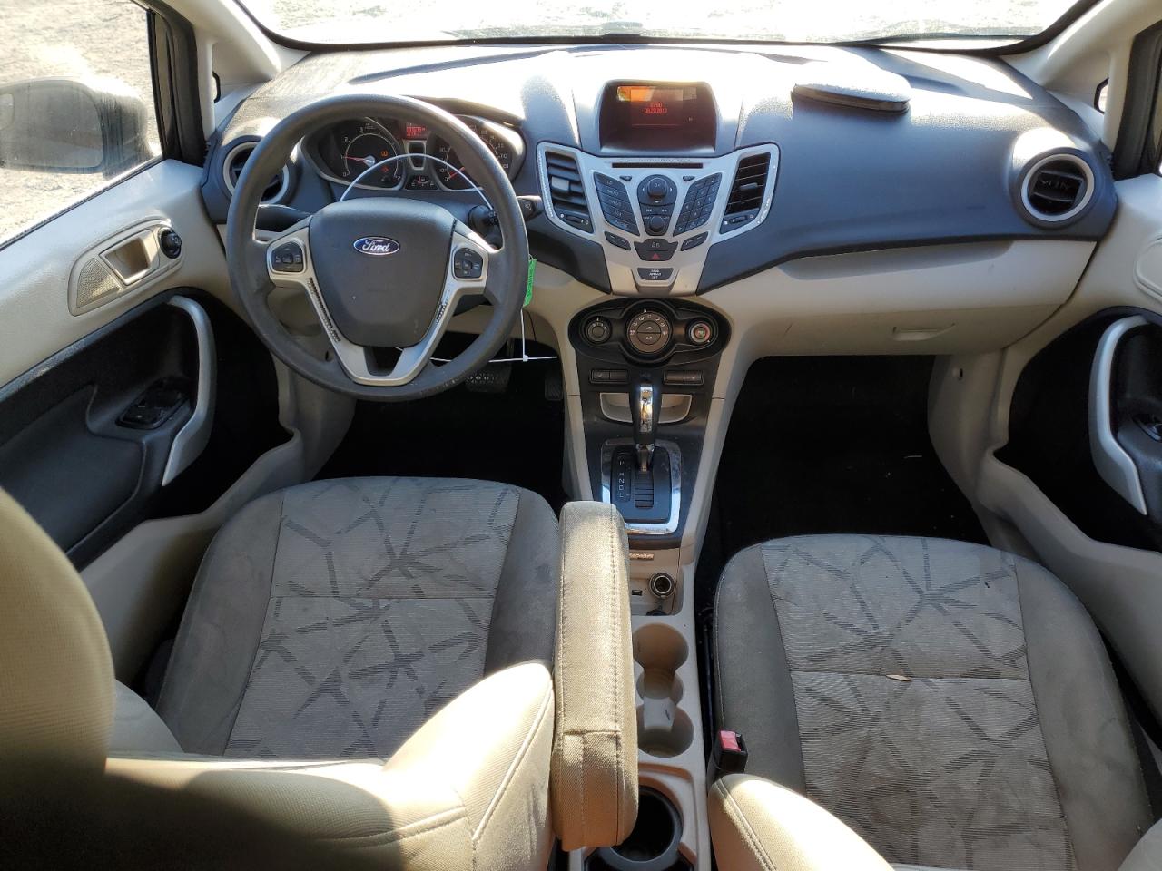 2013 Ford Fiesta - Image 8
