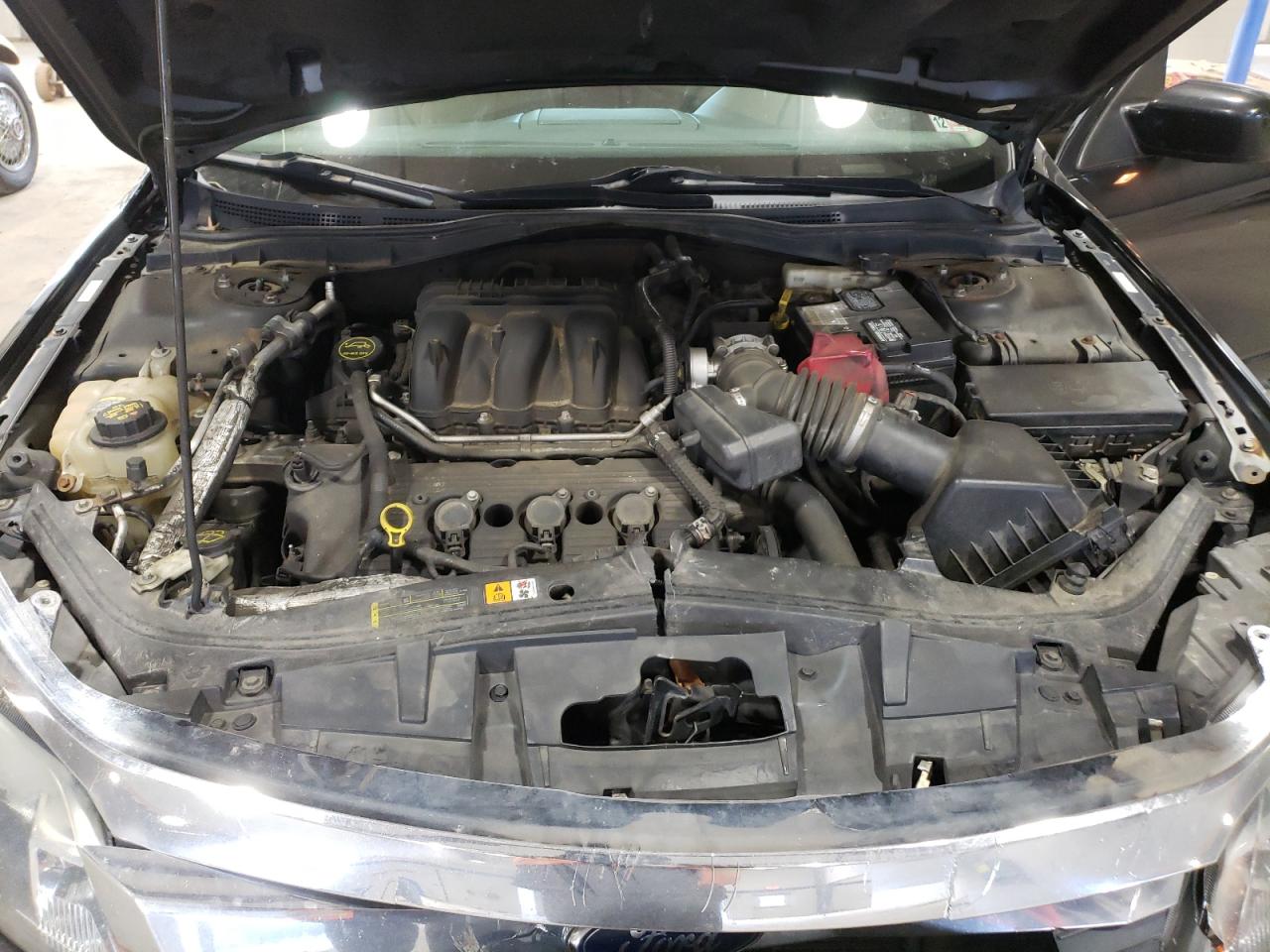 2011 Ford Fusion - Image 11