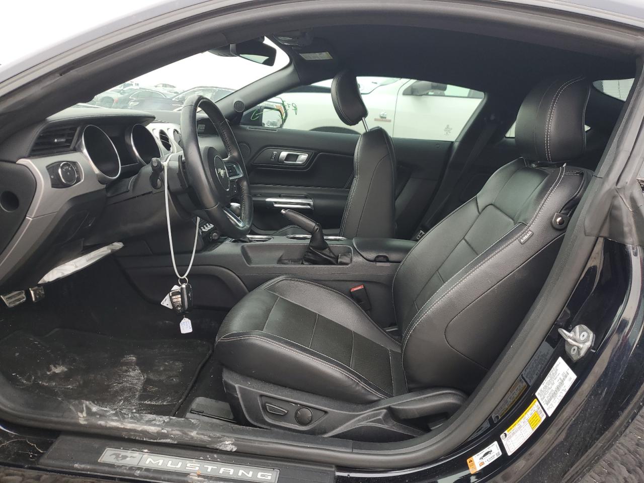 2021 Ford Mustang - Image 7
