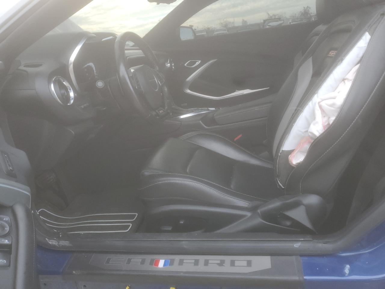2022 Chevrolet Camaro - Image 7