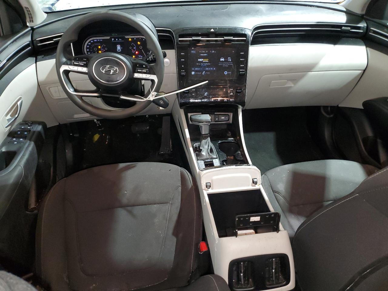 2024 Hyundai Tucson - Image 8
