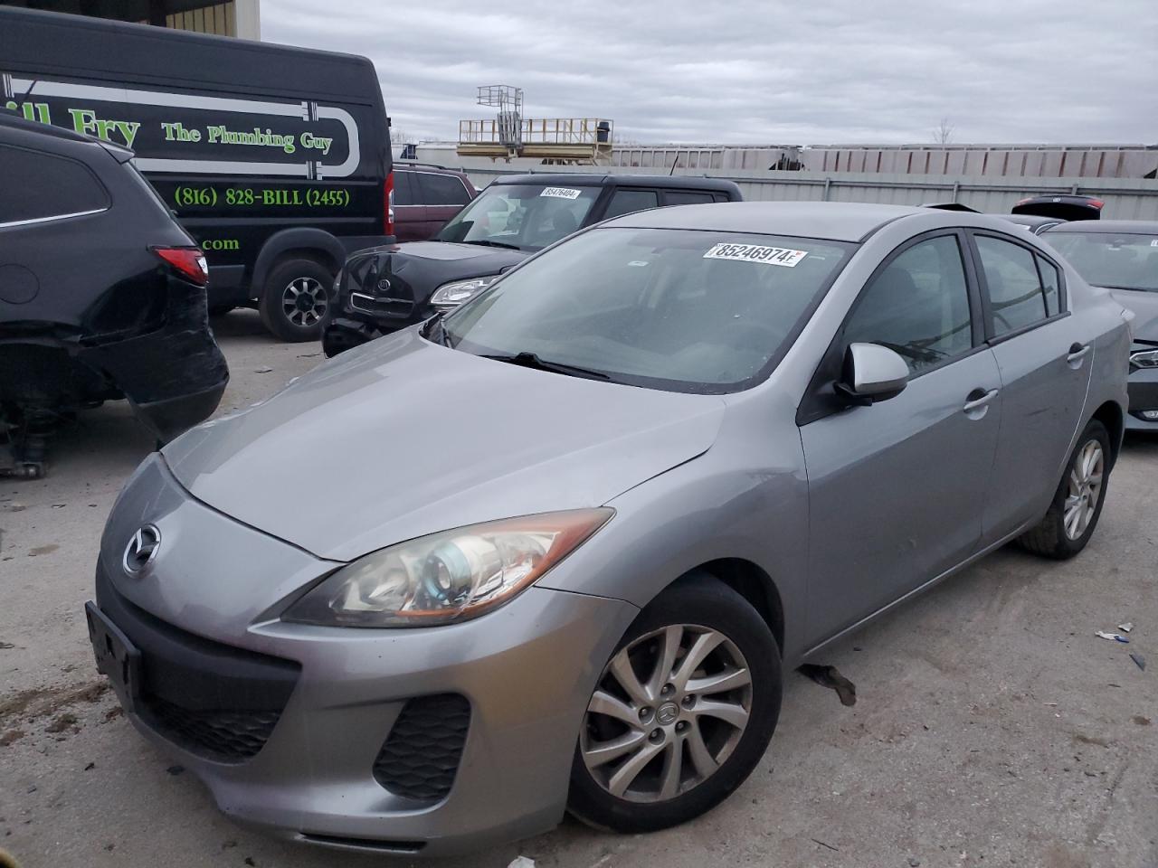 Kansas City, KS에서 판매 중인 2012 Mazda 3 I - Front End