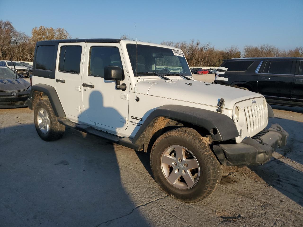 VIN 1C4BJWDG6EL269724 2014 JEEP WRANGLER no.4