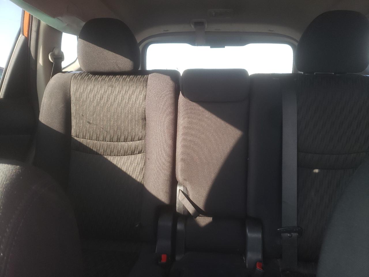 2018 Nissan Rogue - Image 10
