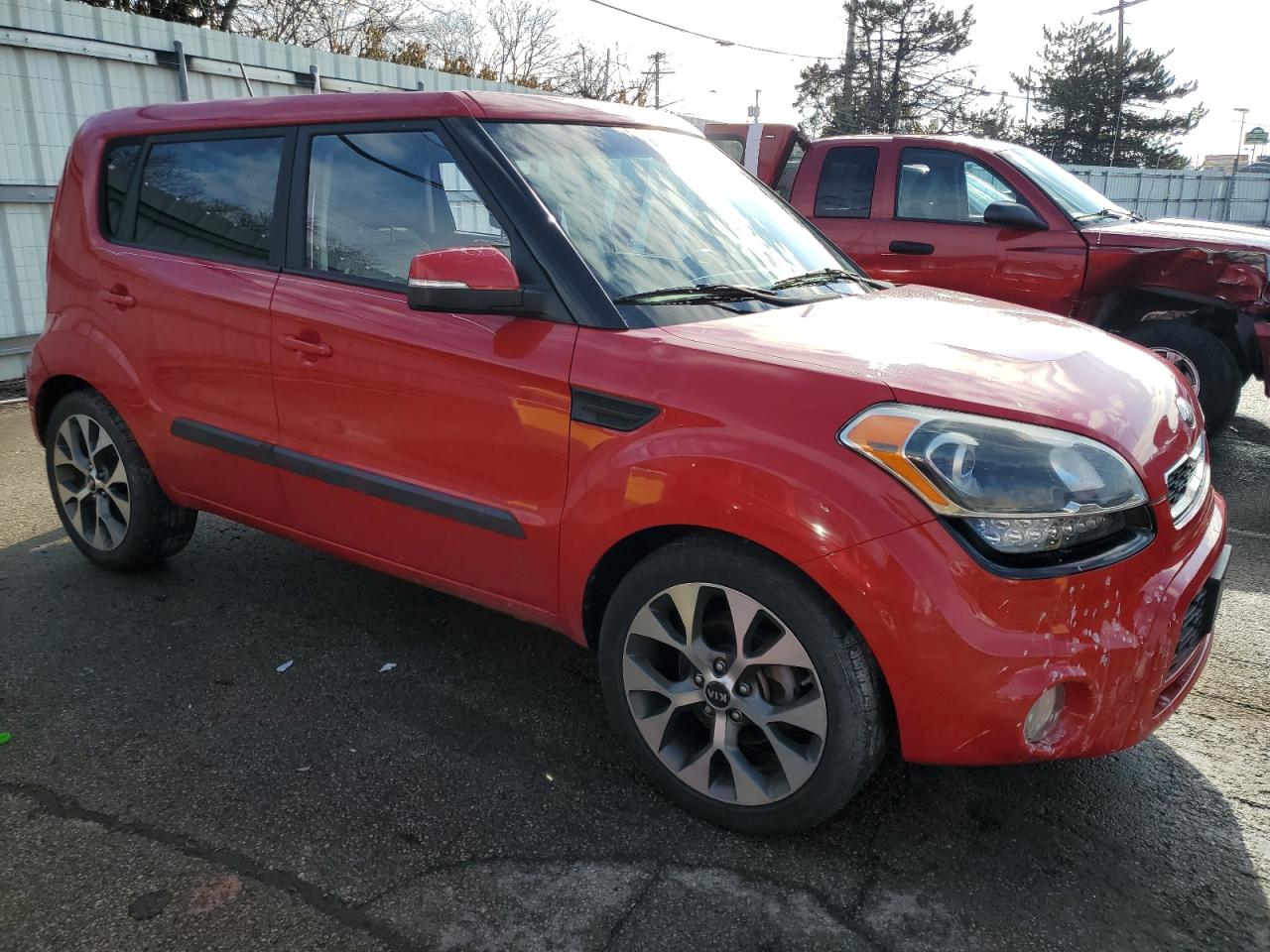 VIN KNDJT2A68D7595297 2013 KIA SOUL no.4