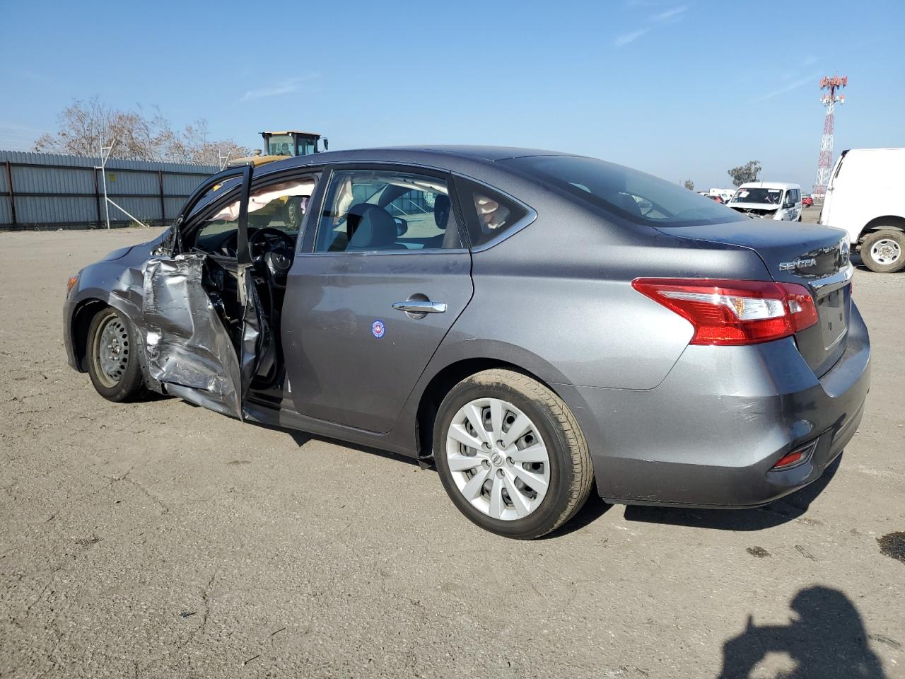 VIN 3N1AB7AP9JY244422 2018 NISSAN SENTRA no.2