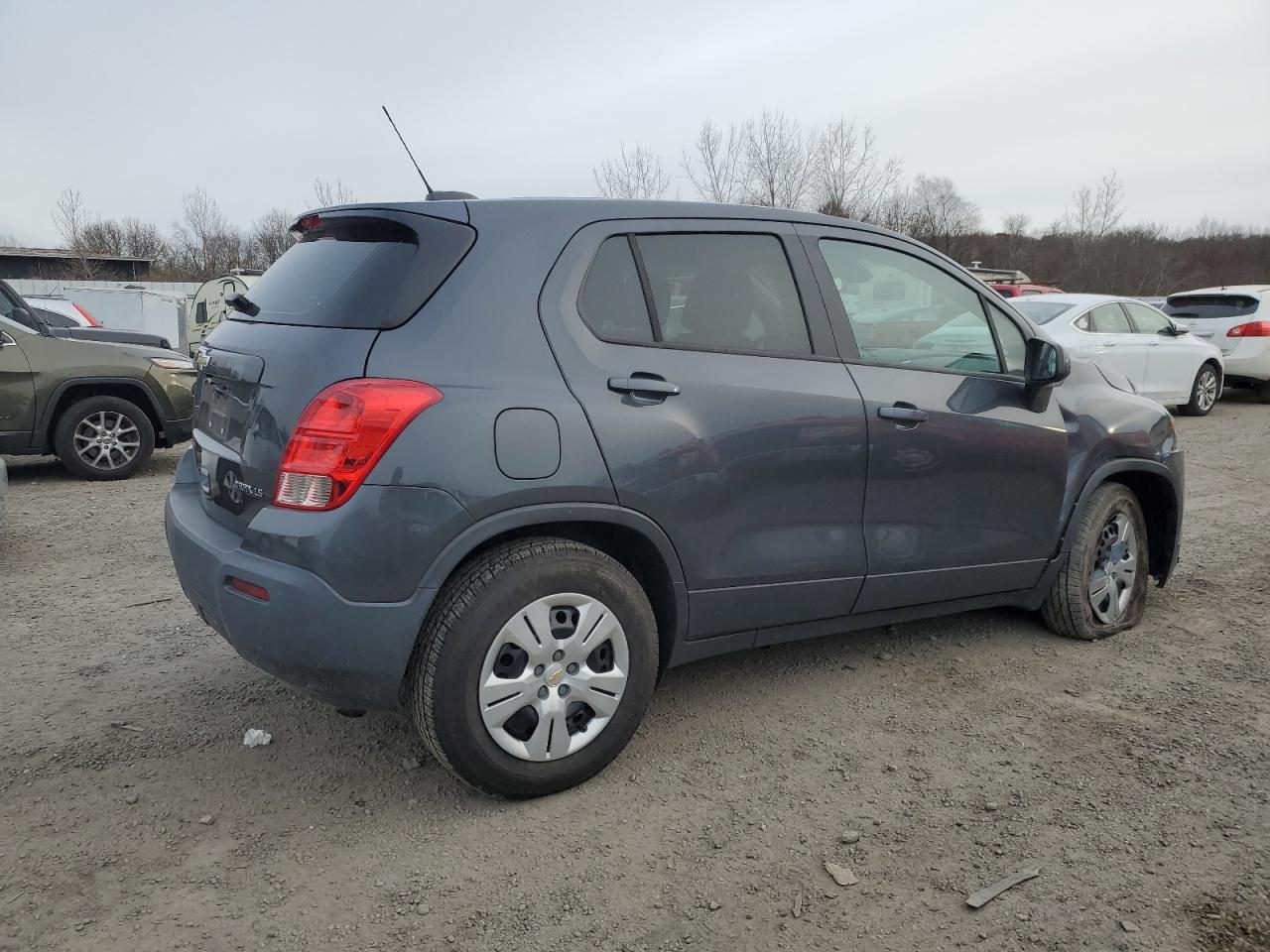 VIN 3GNCJKSB5GL265599 2016 CHEVROLET TRAX no.3