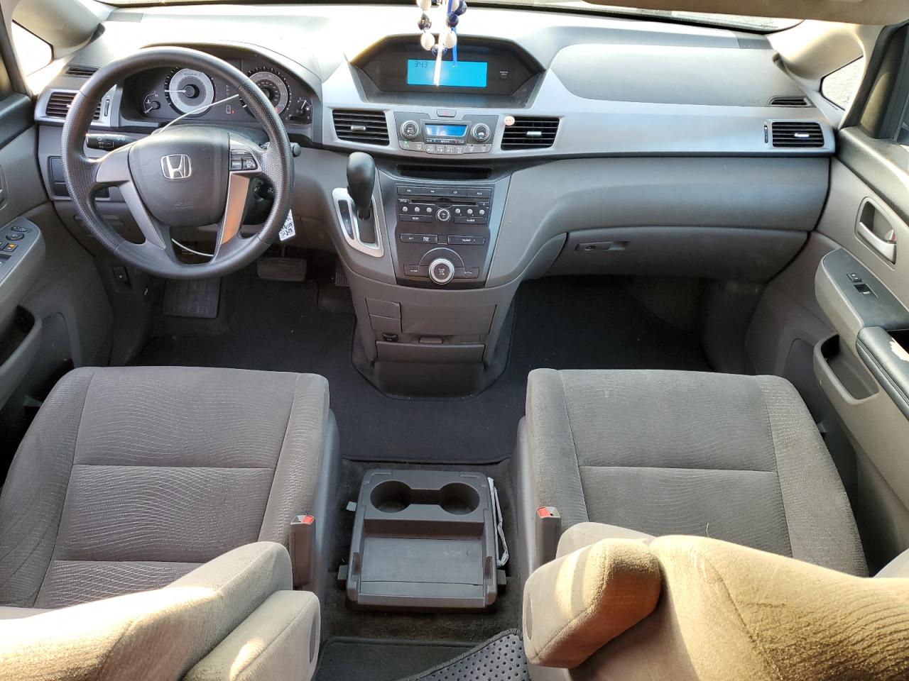 2012 Honda Odyssey - Image 8