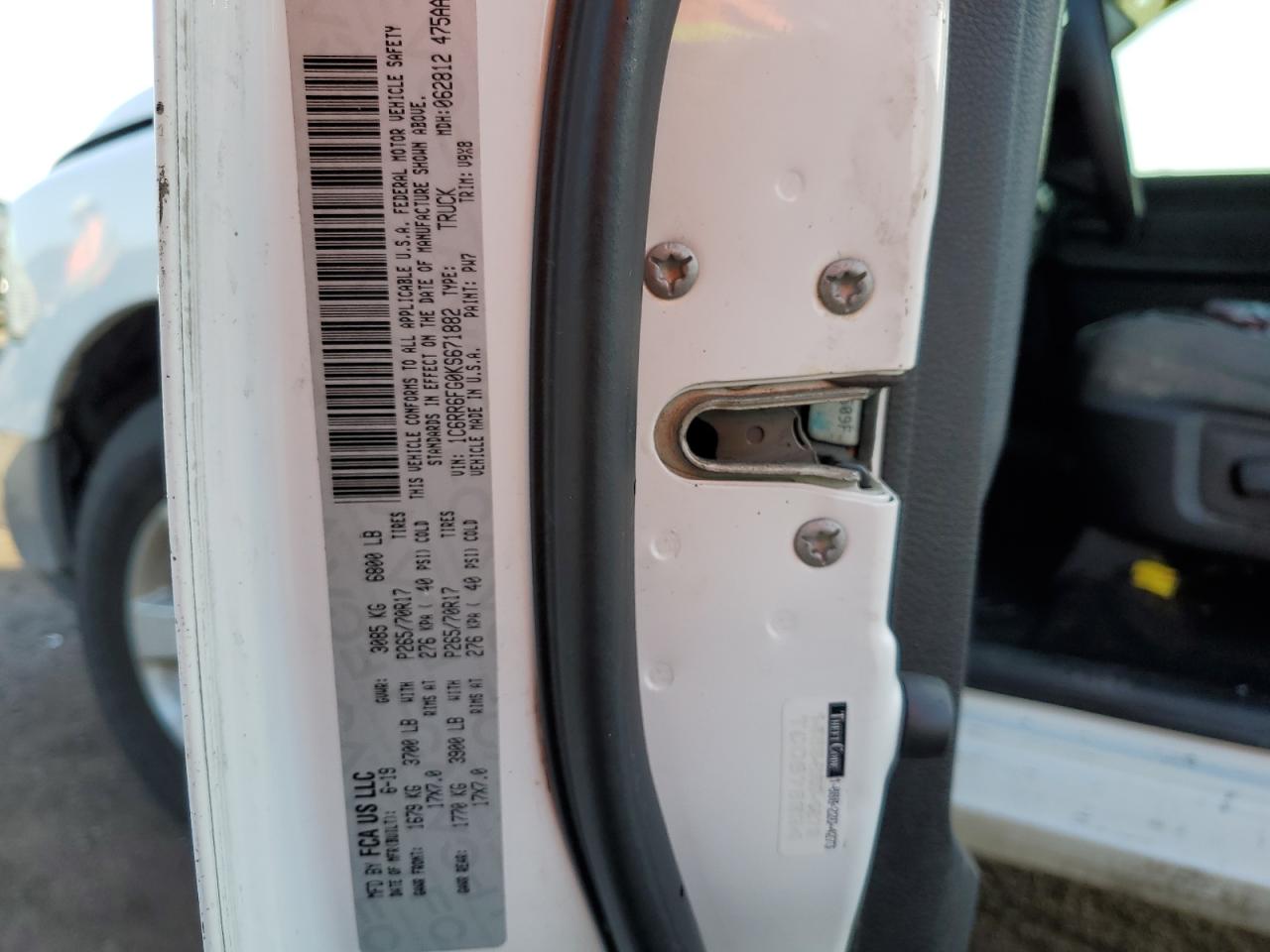2019 RAM 1500 - Image 12