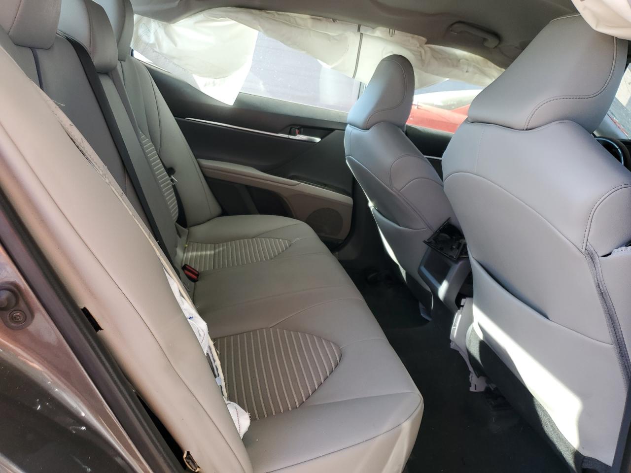 2022 Toyota Camry - Image 10