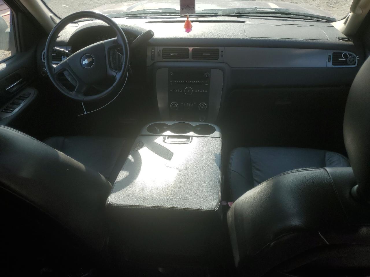 2008 Chevrolet Tahoe C1500 VIN: 1GNFC13C98J115397 Lot: 81059844