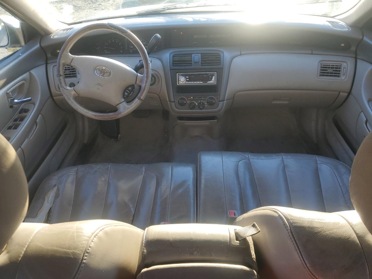 2004 Toyota Avalon - Image 8