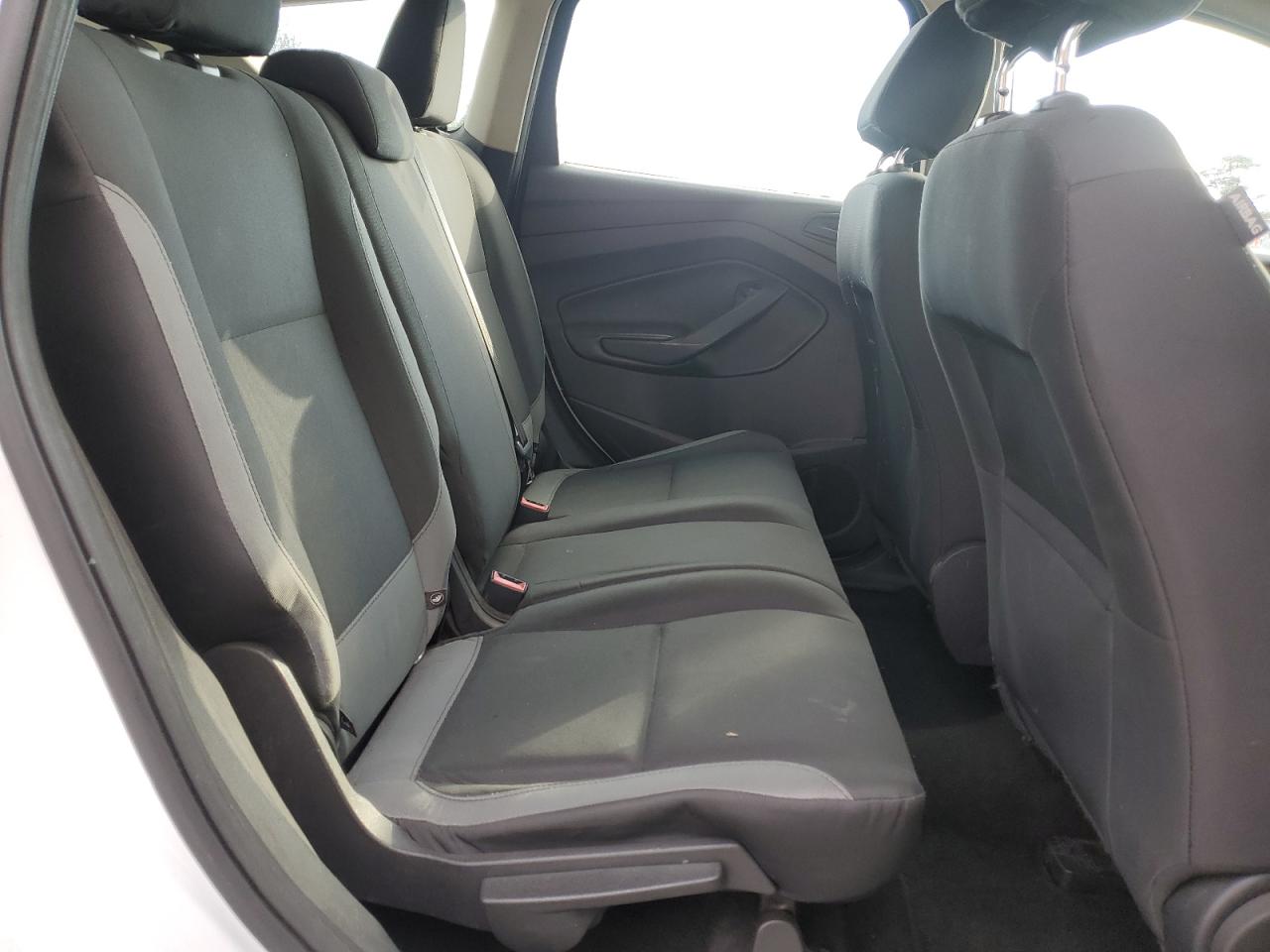 2015 Ford Escape S VIN: 1FMCU0F70FUC00640 Lot: 81738584