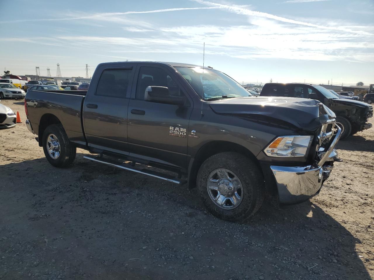 VIN 3C6UR4CL8GG247025 2016 RAM All Models no.4