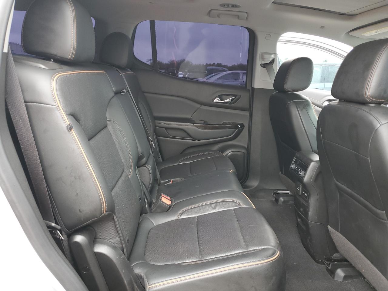 2020 GMC Acadia - Image 11