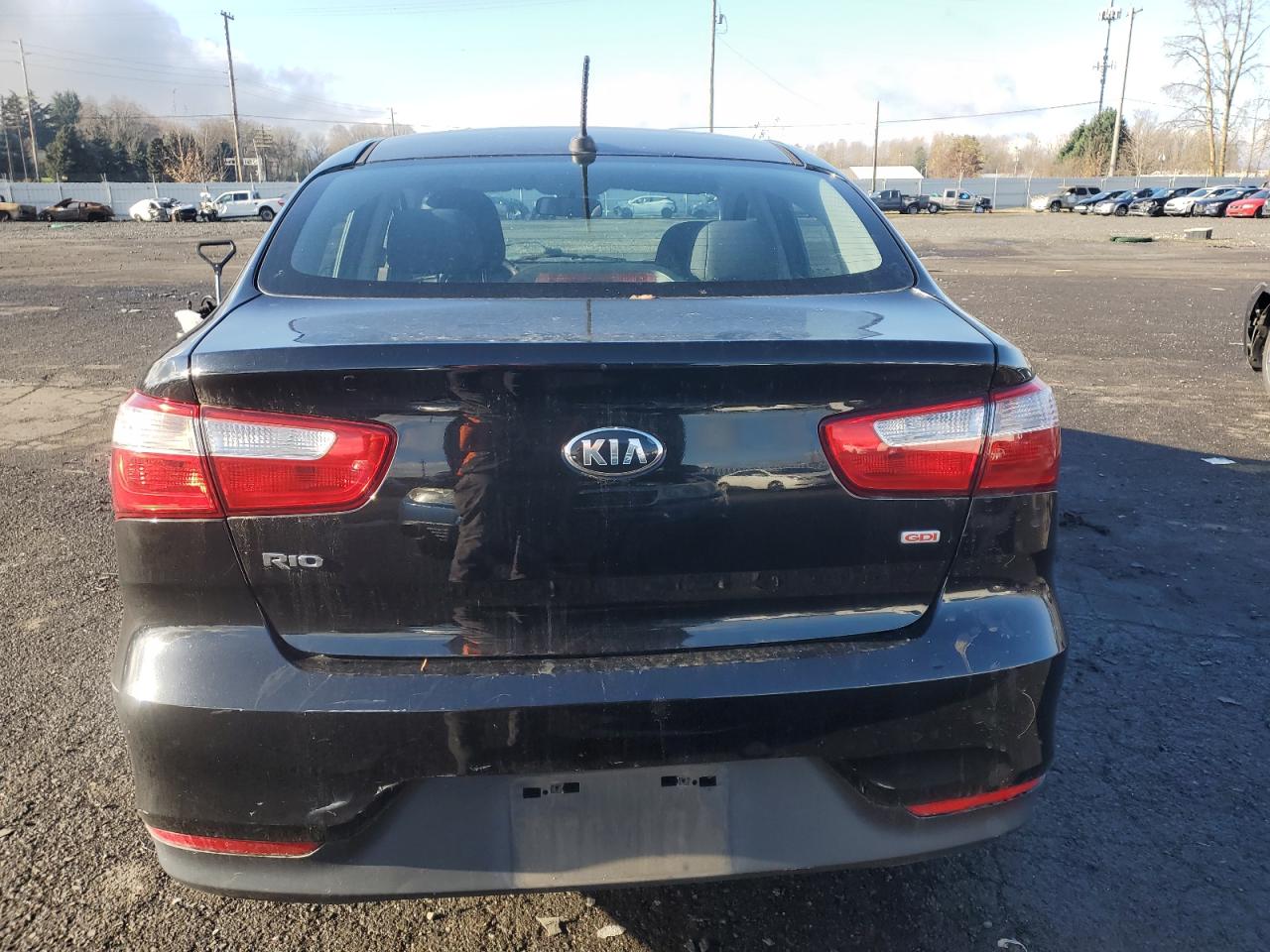 2017 Kia Rio Lx VIN: KNADM4A37H6111589 Lot: 83828084