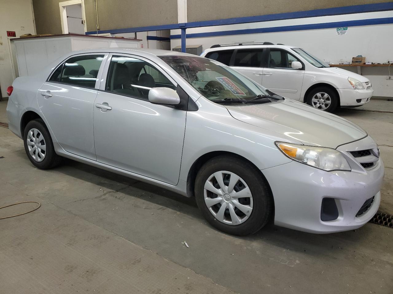 VIN 2T1BU4EE8DC083701 2013 TOYOTA COROLLA no.4