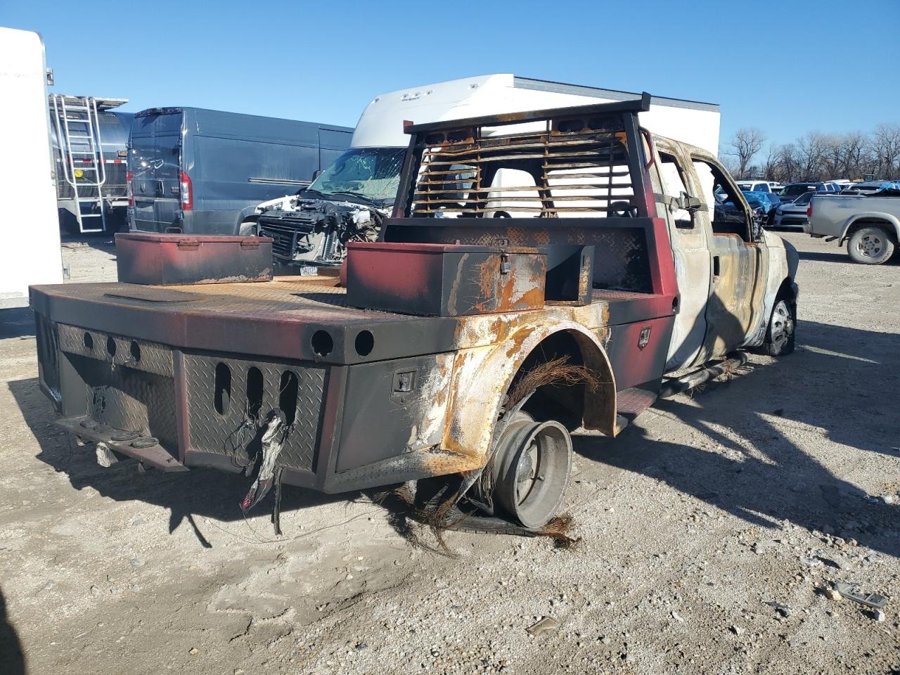 1999 Ford F350 - Image 3