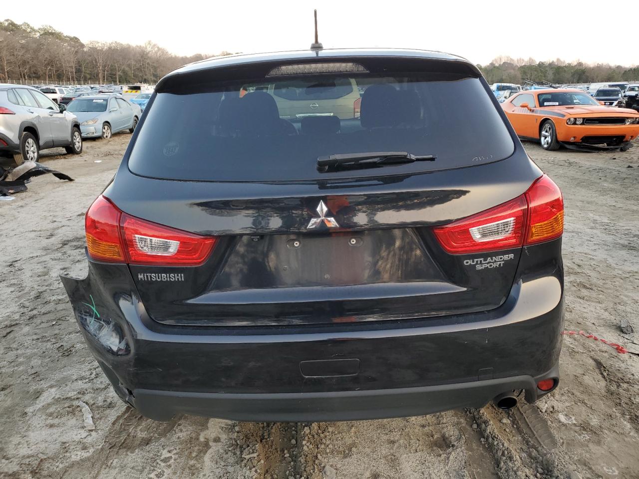 VIN 4A4AR4AU7FE003548 2015 MITSUBISHI OUTLANDER no.6