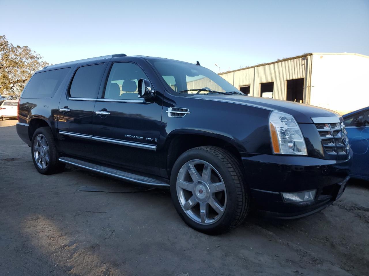 2009 Cadillac Escalade - Image 4