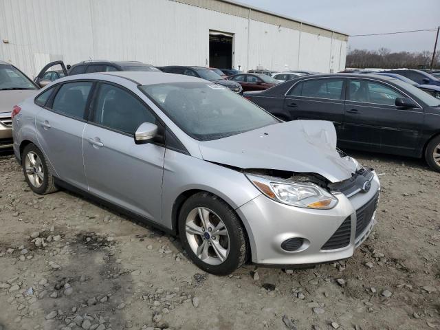  FORD FOCUS 2014 Серебристый