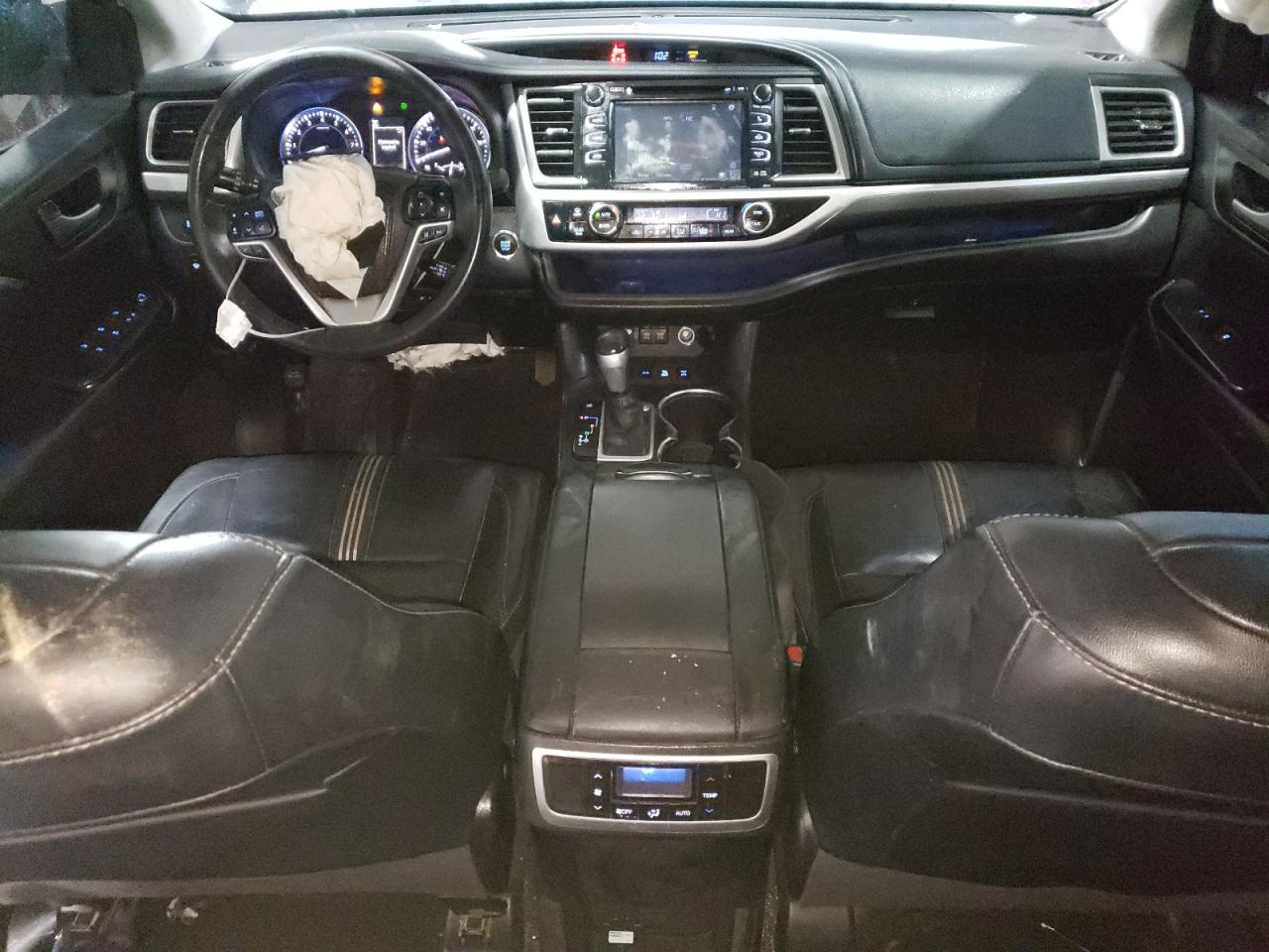 2017 Toyota Highlander - Image 8