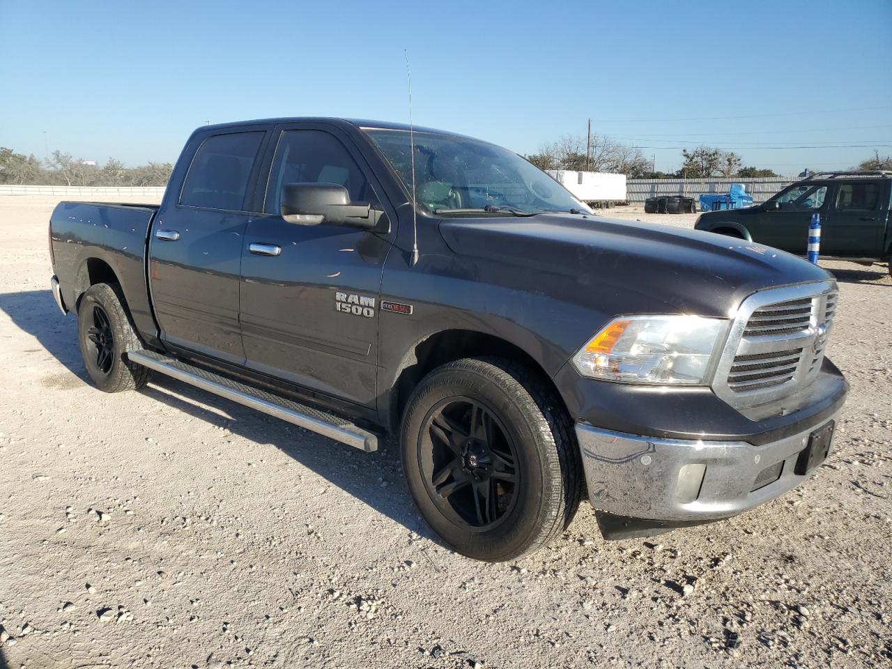 2018 RAM 1500 - Image 4