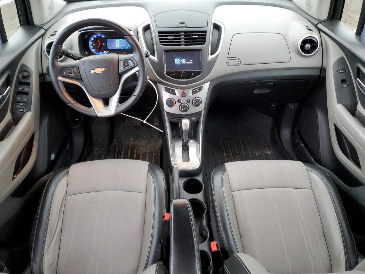 VIN KL7CJRSB8FB236483 2015 CHEVROLET TRAX no.8