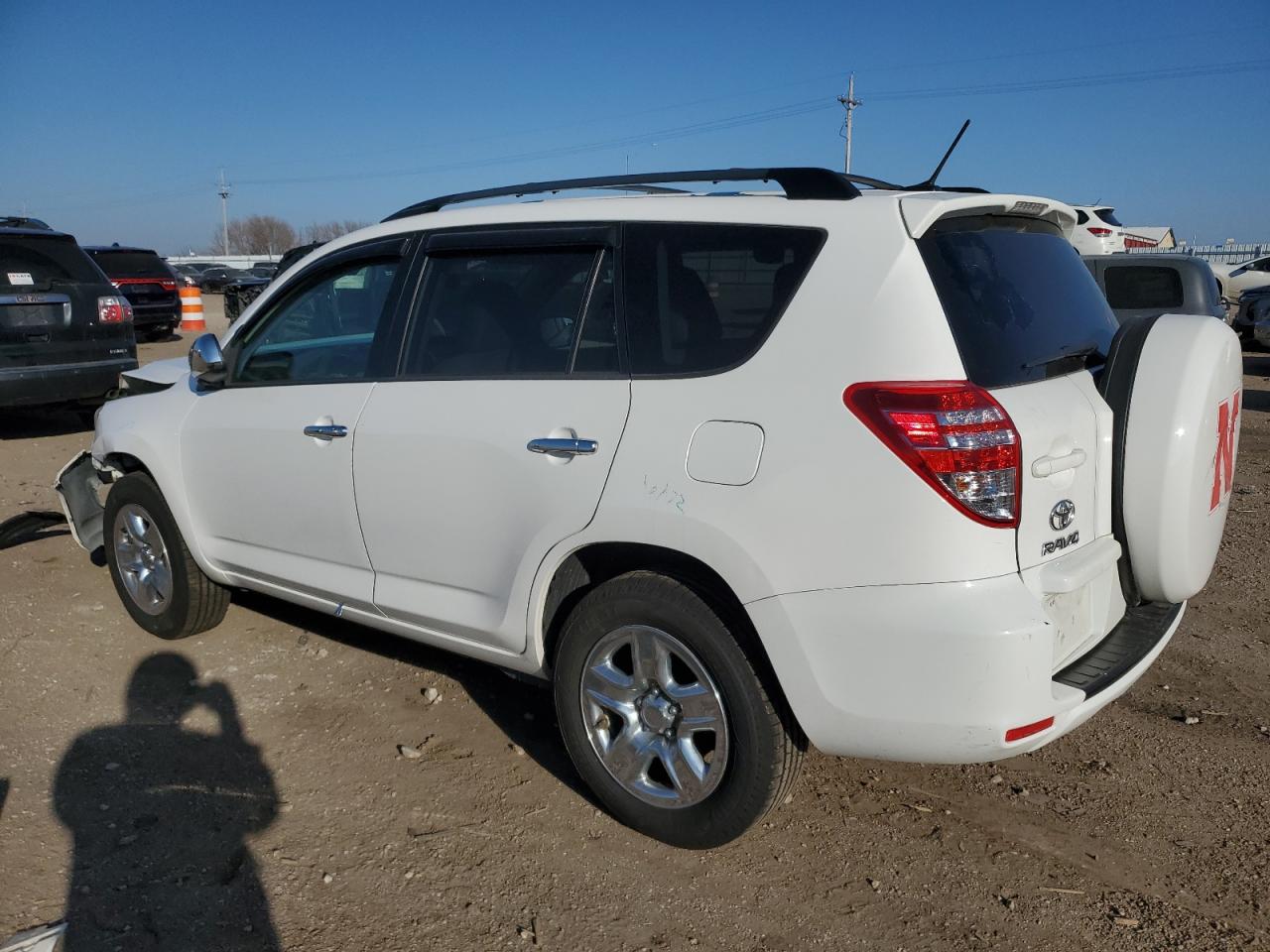 2012 Toyota RAV 4 - Image 2